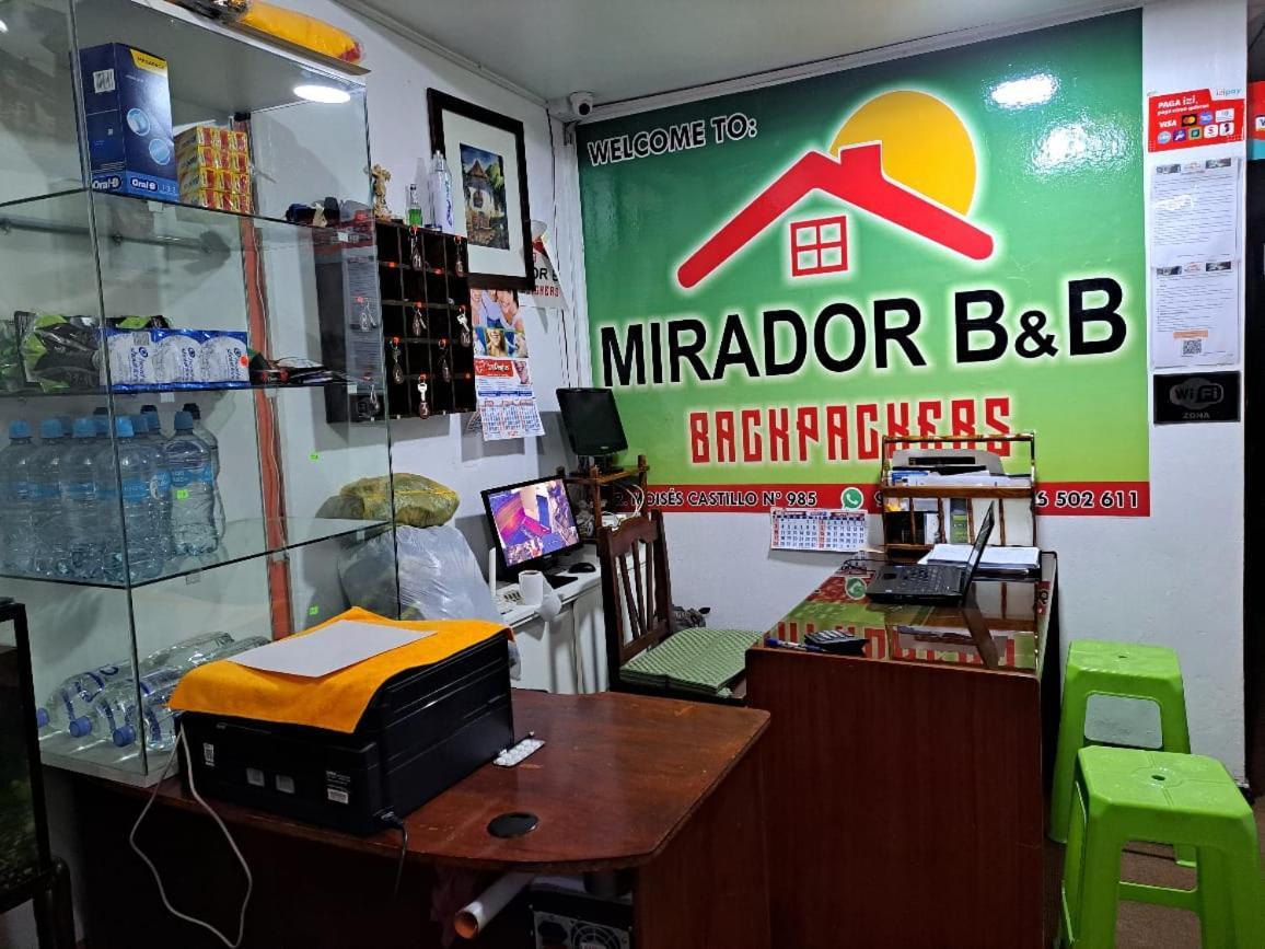 Mirador Backpackers B&B ワラス エクステリア 写真